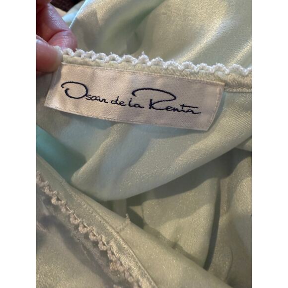 Vintage Oscar de la Renta Lace Trim Modest nightgown Celery Green - Picture 7 of 7